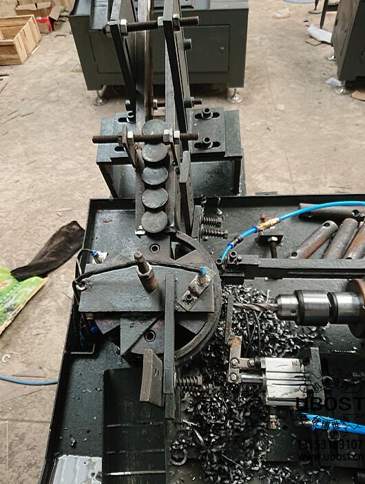 優(yōu)博世特，ubost,鉆孔機，銷軸，螺栓，自動，攻絲機，機械手，非標自動化，設(shè)備，銷軸鉆孔機，螺栓鉆孔機，